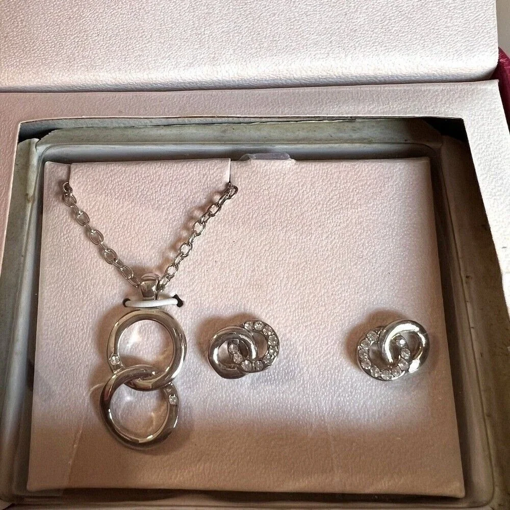 STUDIO TIME Women's Watch Necklace Earrings Set The box is damaged